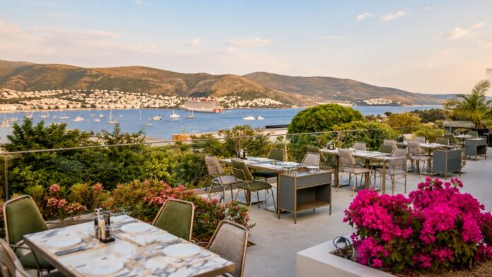 Bodrum Dining & Event Guide featuring luxury restaurants, Bodrum Castle views, sunset dining, live music venues, romantic terraces, Turkish meze culture, and exclusive event locations in Bodrum.